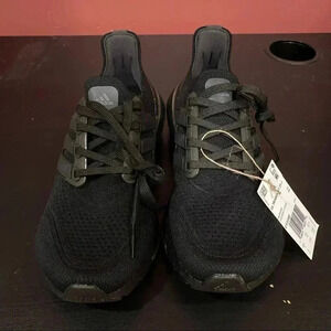 Adidas Ultra Boost Shoes NWT